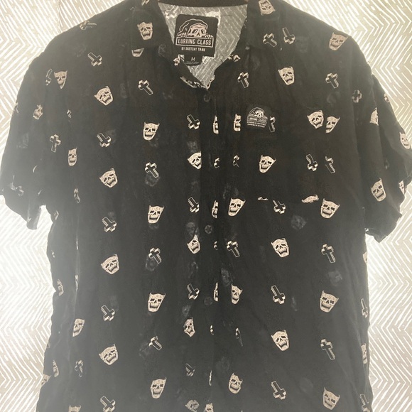Lurking Class Skulls Crosses Black Button Shirt Short Sleeve Womens M - Picture 1 of 5